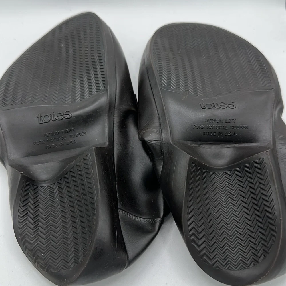 Totes men’s brown/black fold-up rubber dress shoe rain covers, size Medium